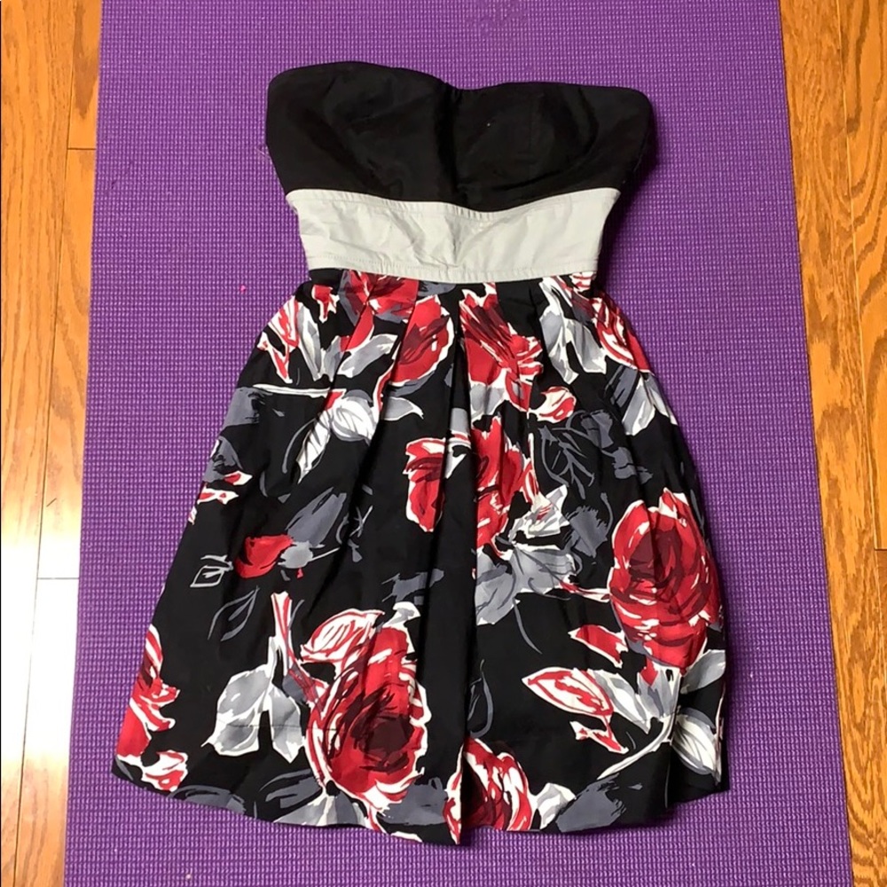 Ruby rox strapless dress